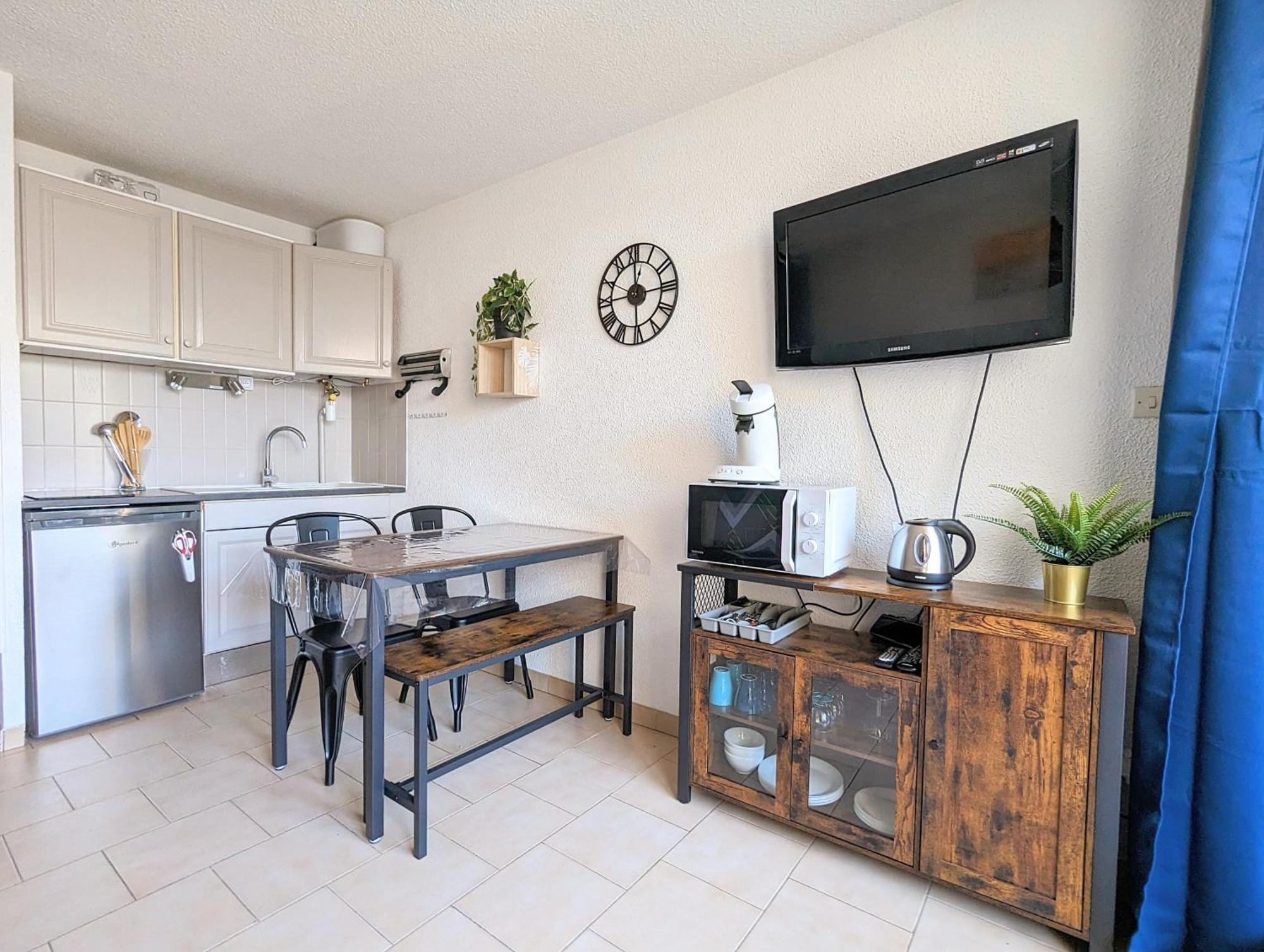 Appartement Au Calme + Parking Agde Exterior photo