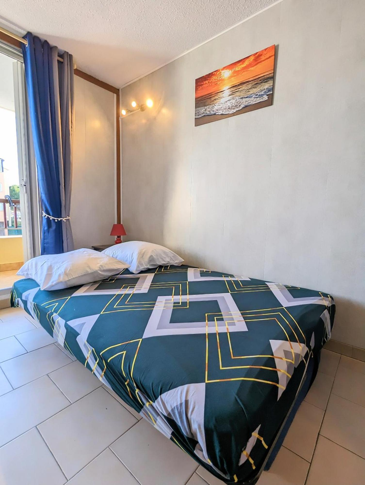 Appartement Au Calme + Parking Agde Exterior photo