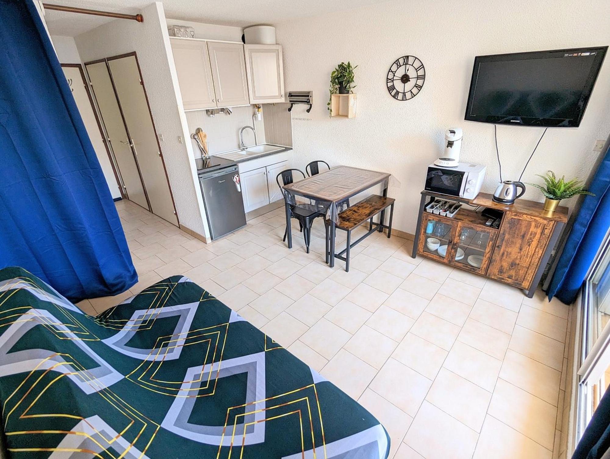 Appartement Au Calme + Parking Agde Exterior photo